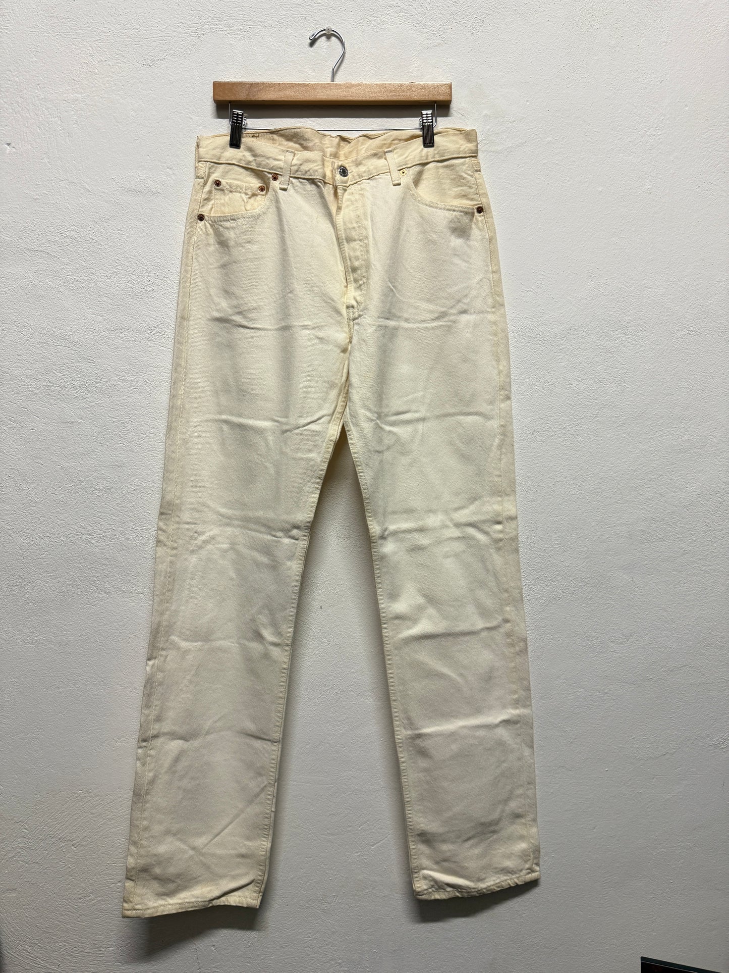 Vintage Levi’s 501 Made in France “W35 L36”