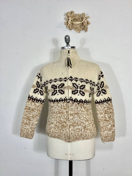 Vintage Canadian Sweaters “XS”