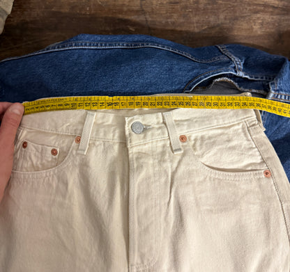 Vintage Levi’s 501 Made in France “W27 L34”