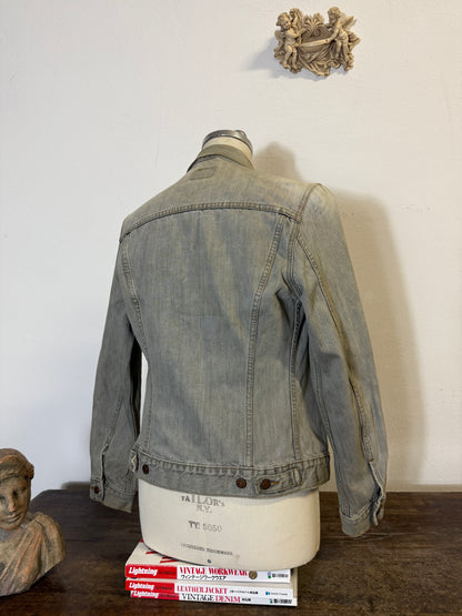 Vintage Levi’s Jacket “S”