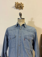 Vintage Levi’s Shirt “S”