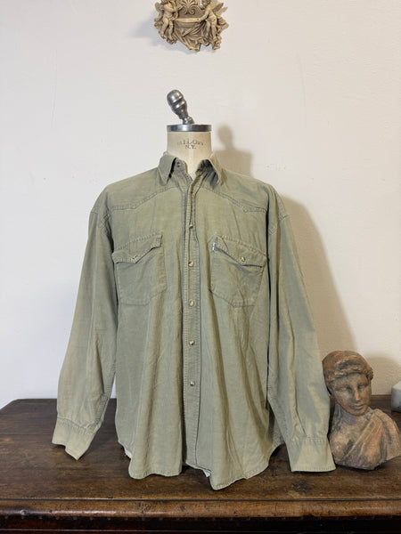 Vintage Levi’s Shirt “L/XL”