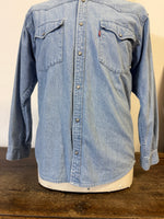 Vintage Levi’s Shirt “S”