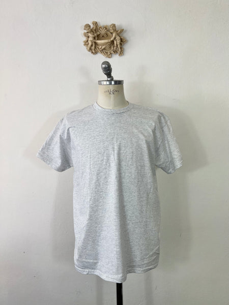 T-shirt gris moyen