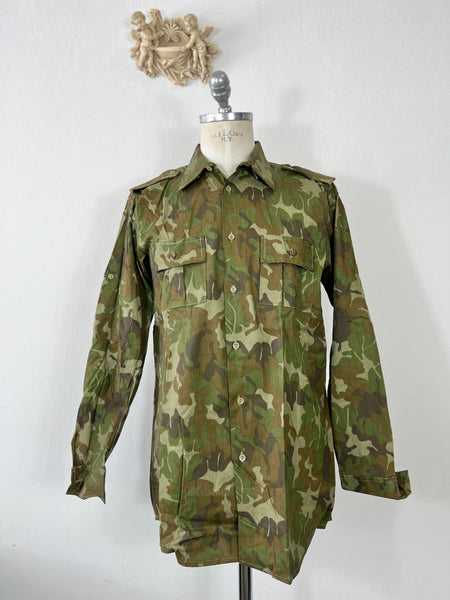 Chemise vintage de l’armée roumaine M1990 « M/L »